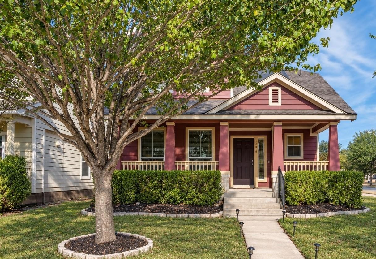 Listing photo 1 of 18610  MAMMOTH CAVE Blvd