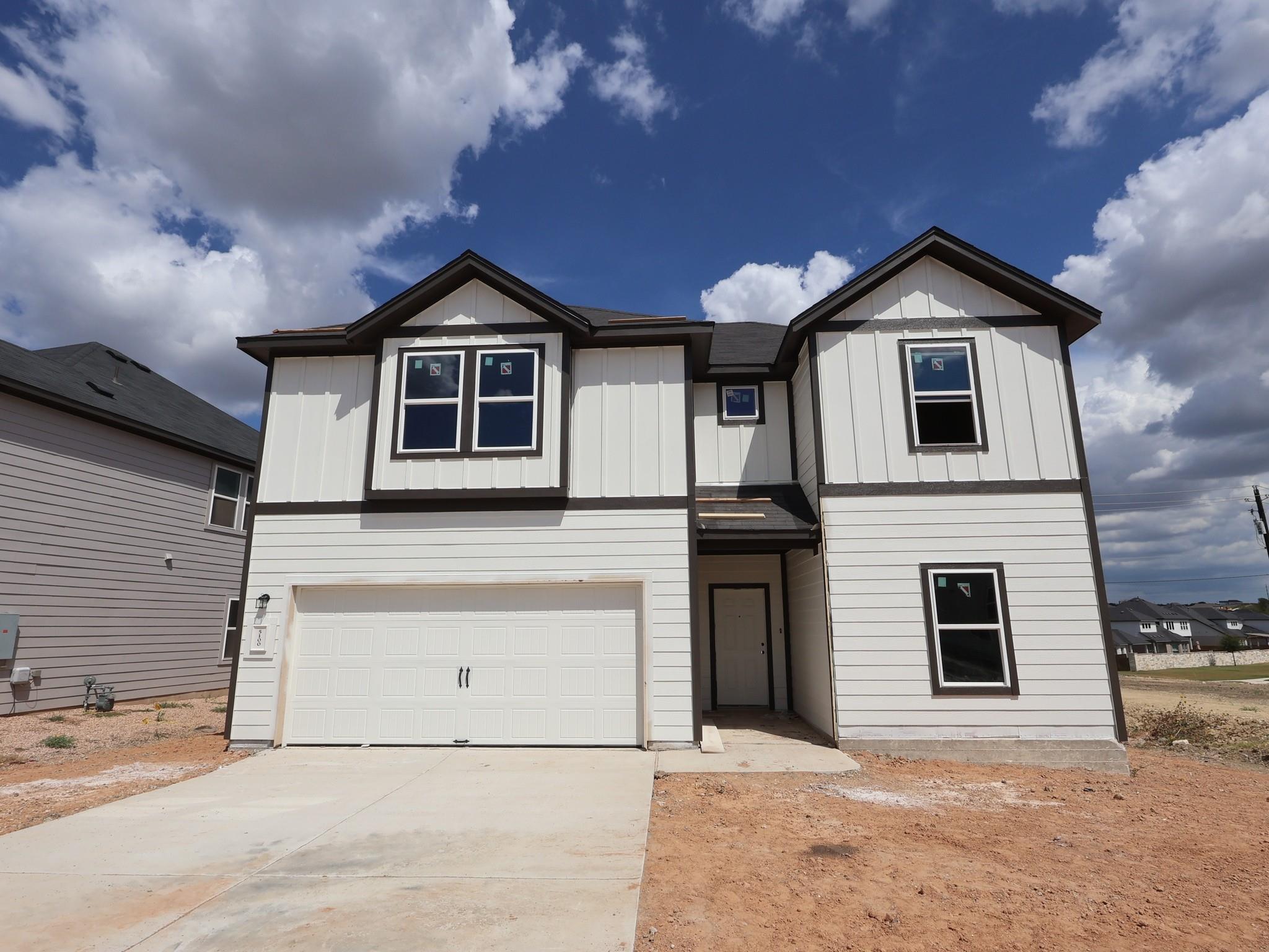 Board and batten siding pairs with horizontal pan