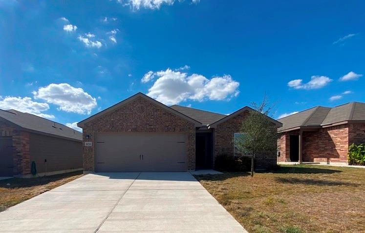 Ảnh nhà đang rao bán 1 của 1032  Riverdale Cv