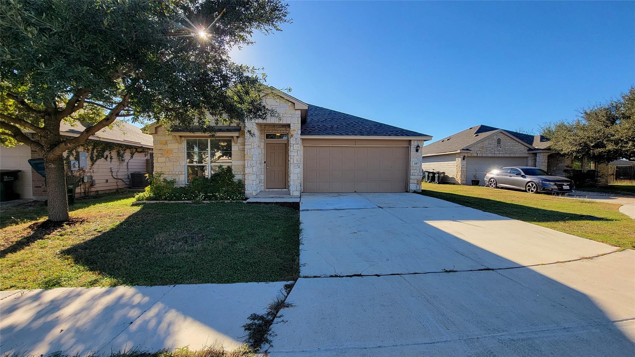 Listing photo 1 of 107  Casita Cv