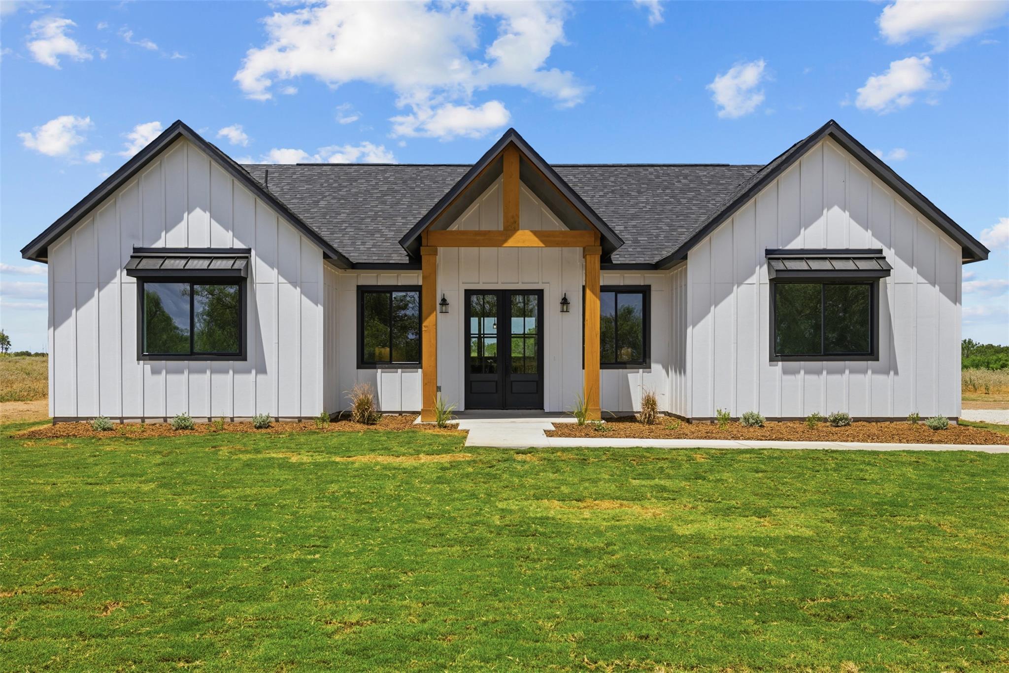 Listing photo 1 of 1550  Barth Rd None