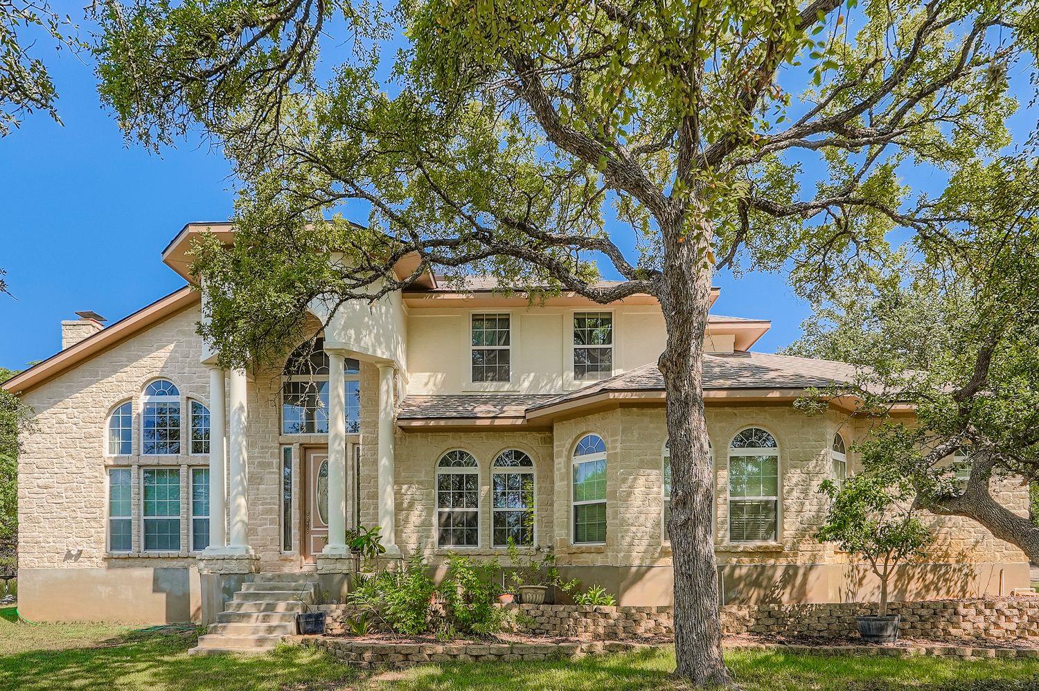 Listing photo 1 of 900  Wayside Drive None