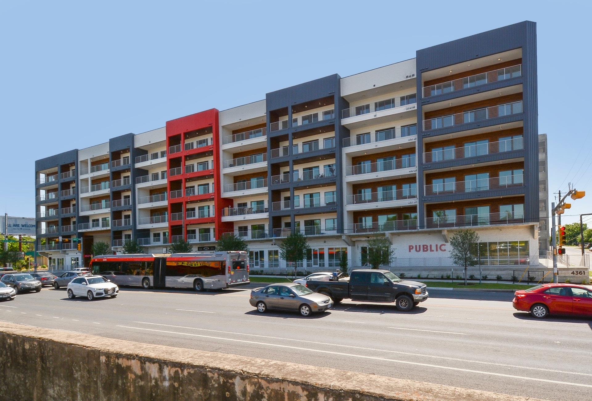 Listing photo 1 of 4361 S Congress Rd  #527
