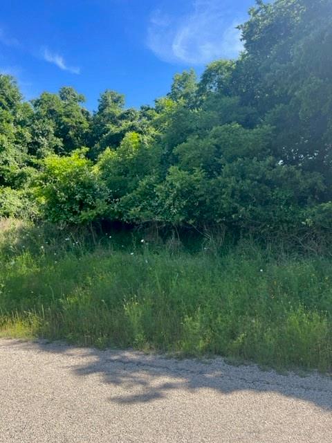 Listing photo 1 of 366  Riverside Dr
