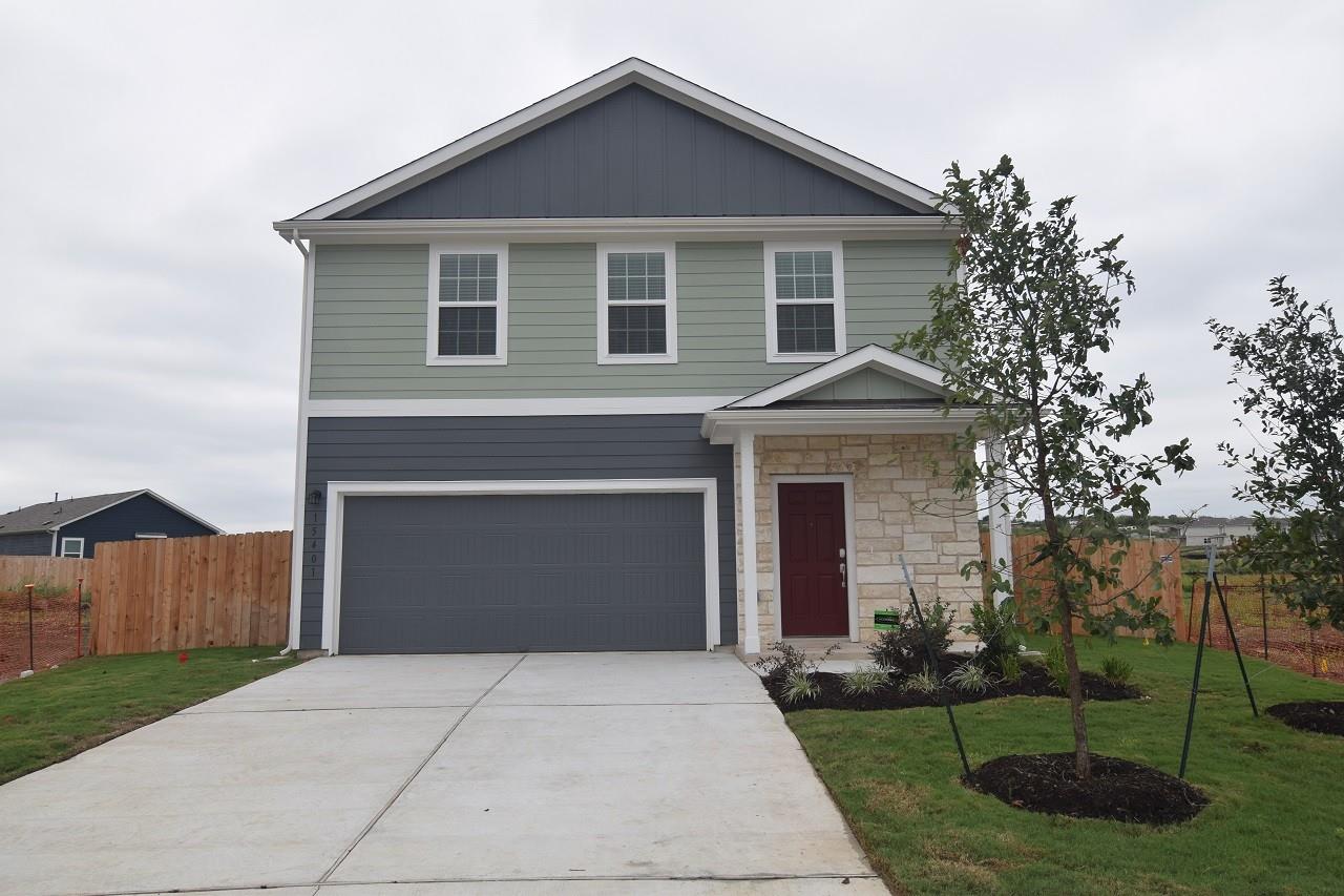 Listing photo 1 of 15401  Solstice Cv