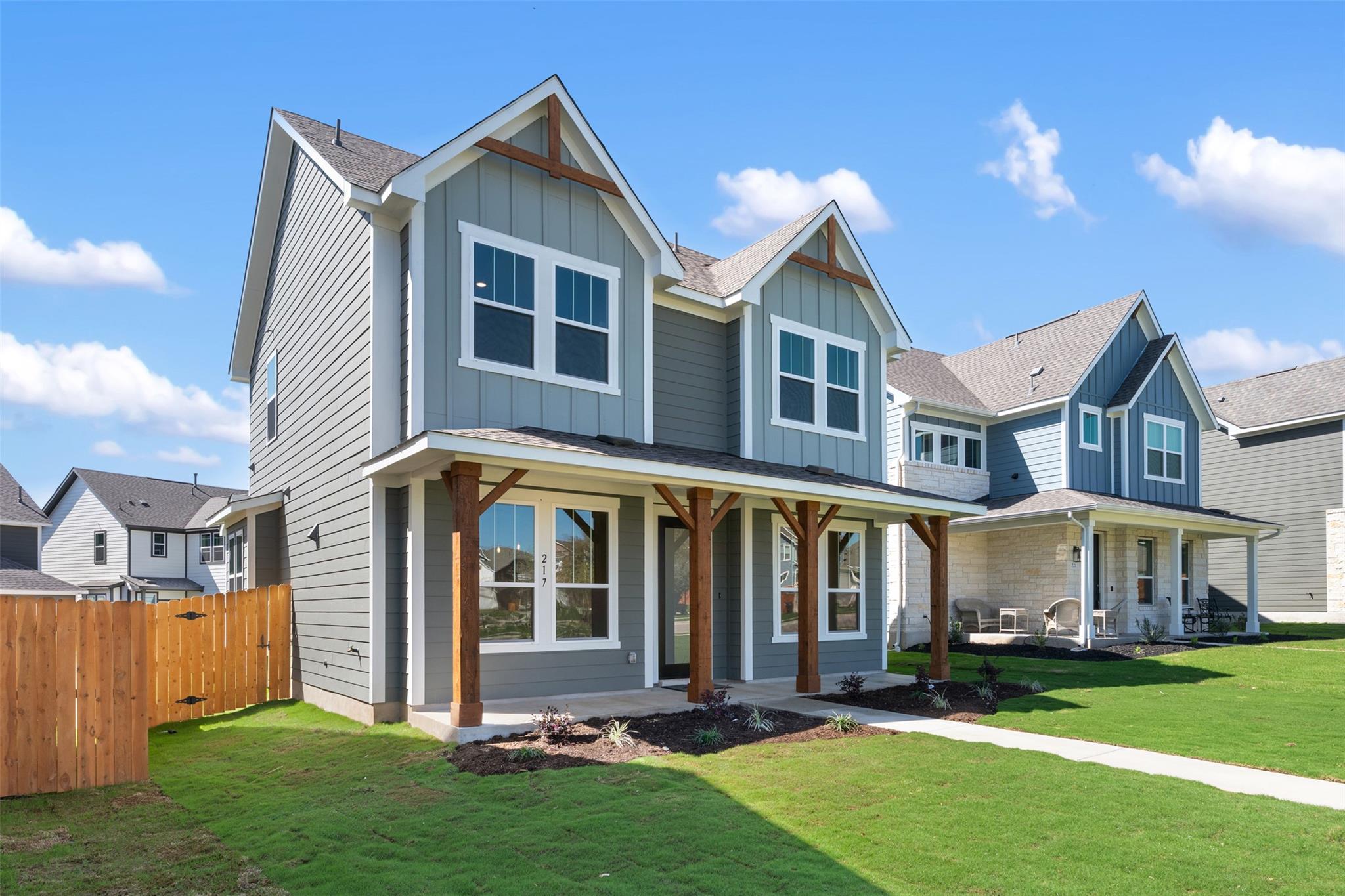 Listing photo 1 of 437  Carr Dr
