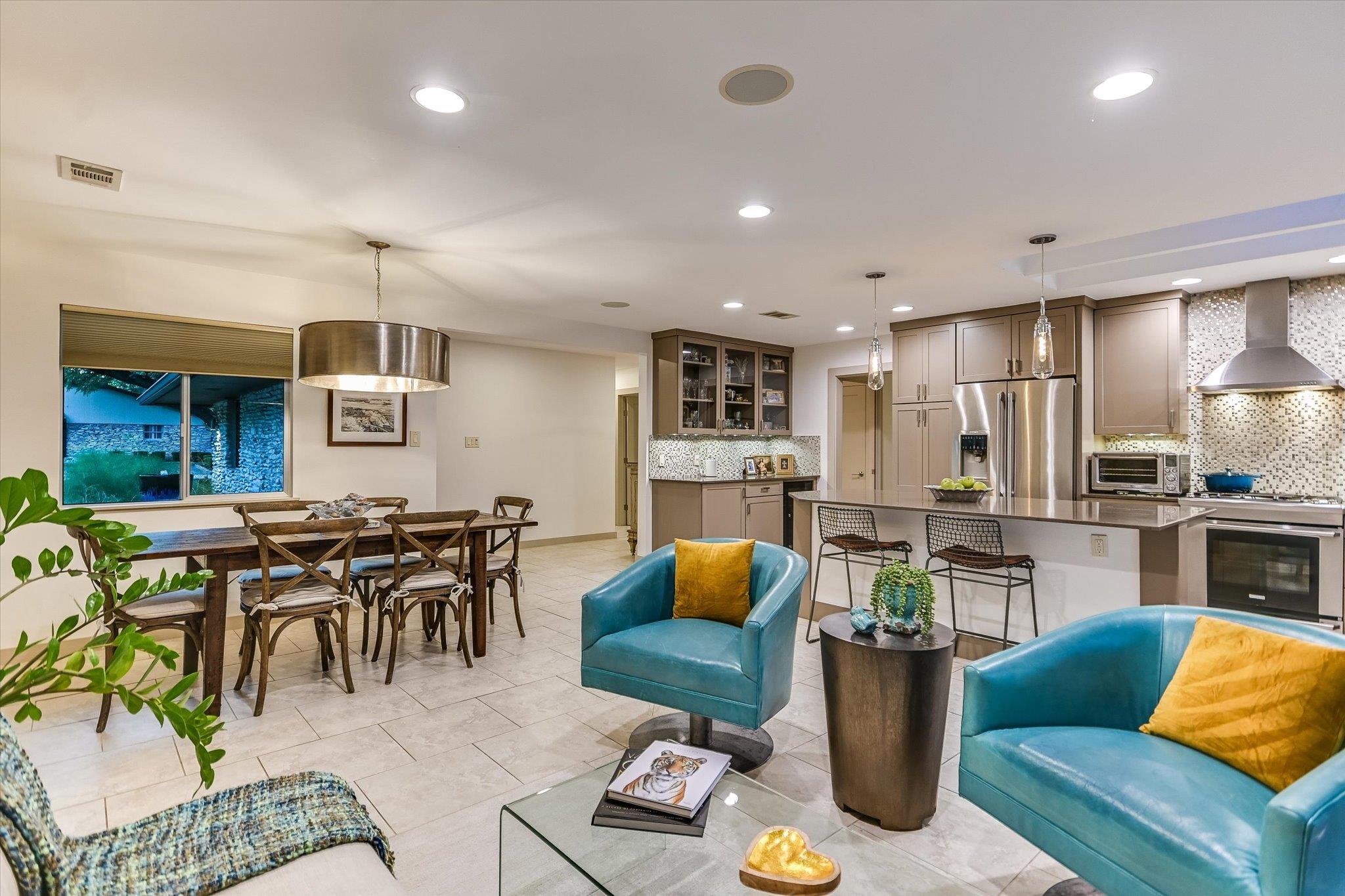 Listing photo of 7101  Sungate Dr