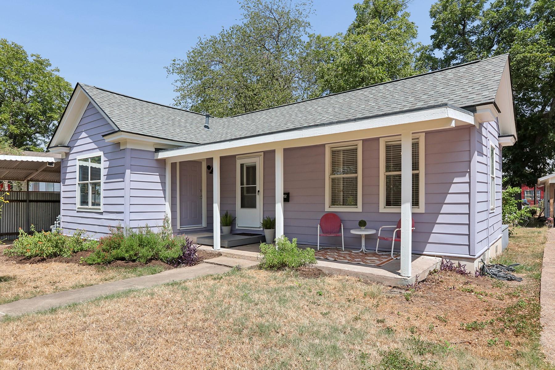 Listing photo 1 of 1702  Willow St