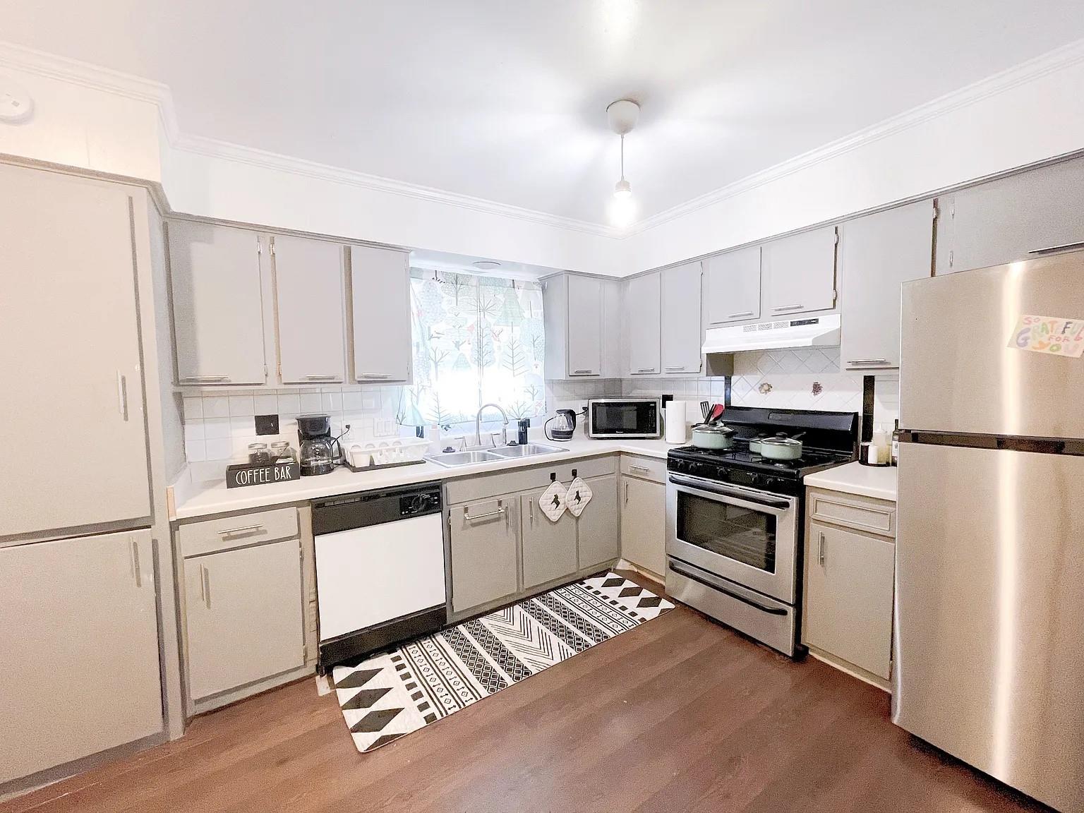 Listing photo 1 of 3006  Matador Dr  #A