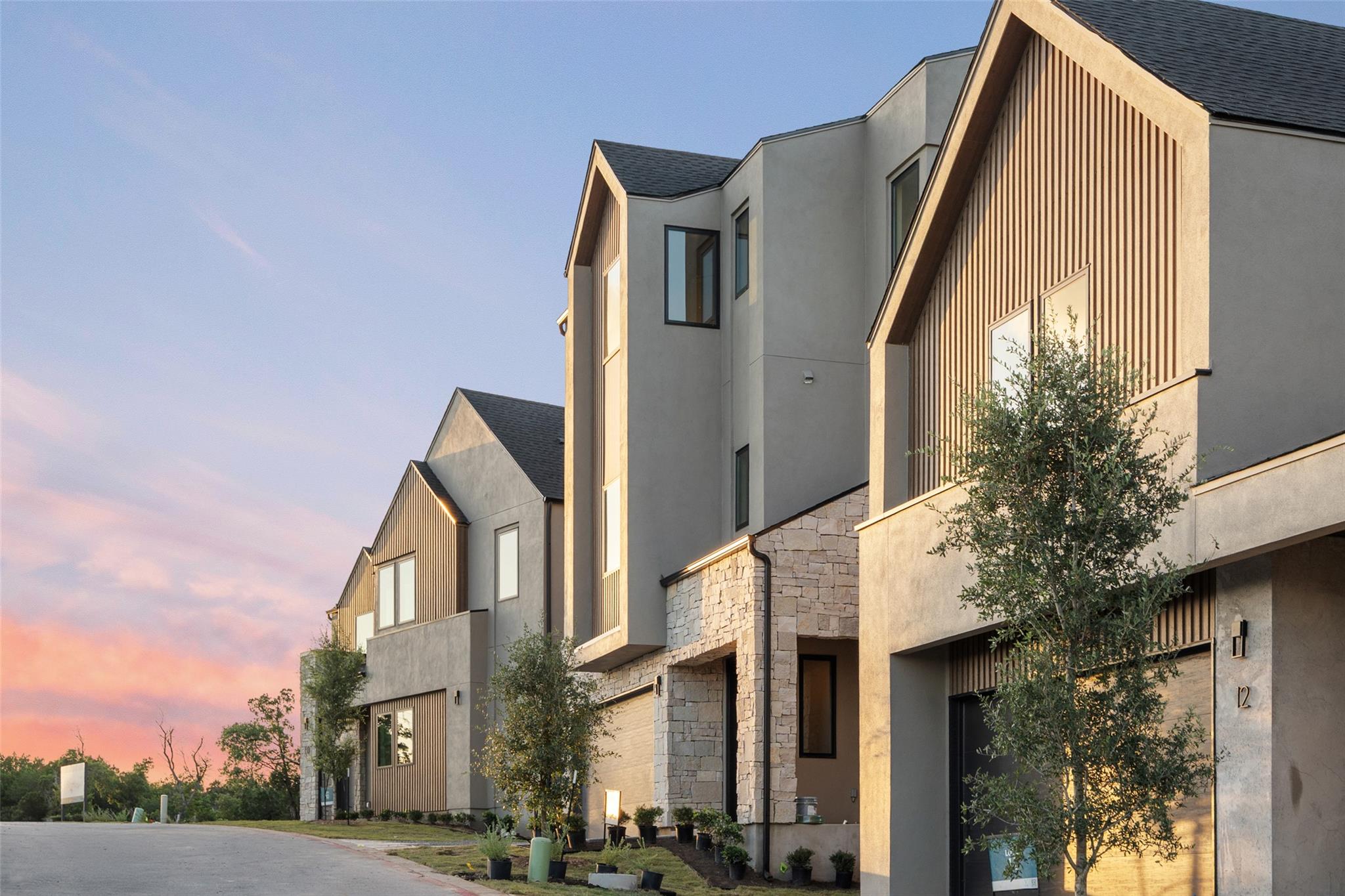 Listing photo 1 of 9803  Ribelin Ranch Ct  #11