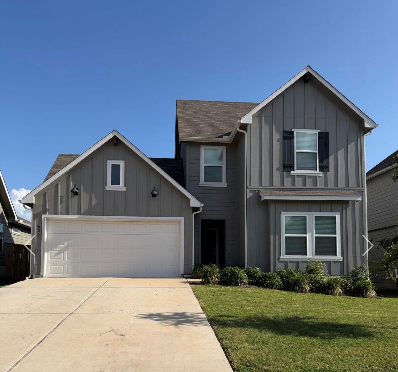 Listing photo 1 of 629  JANE LONG Dr