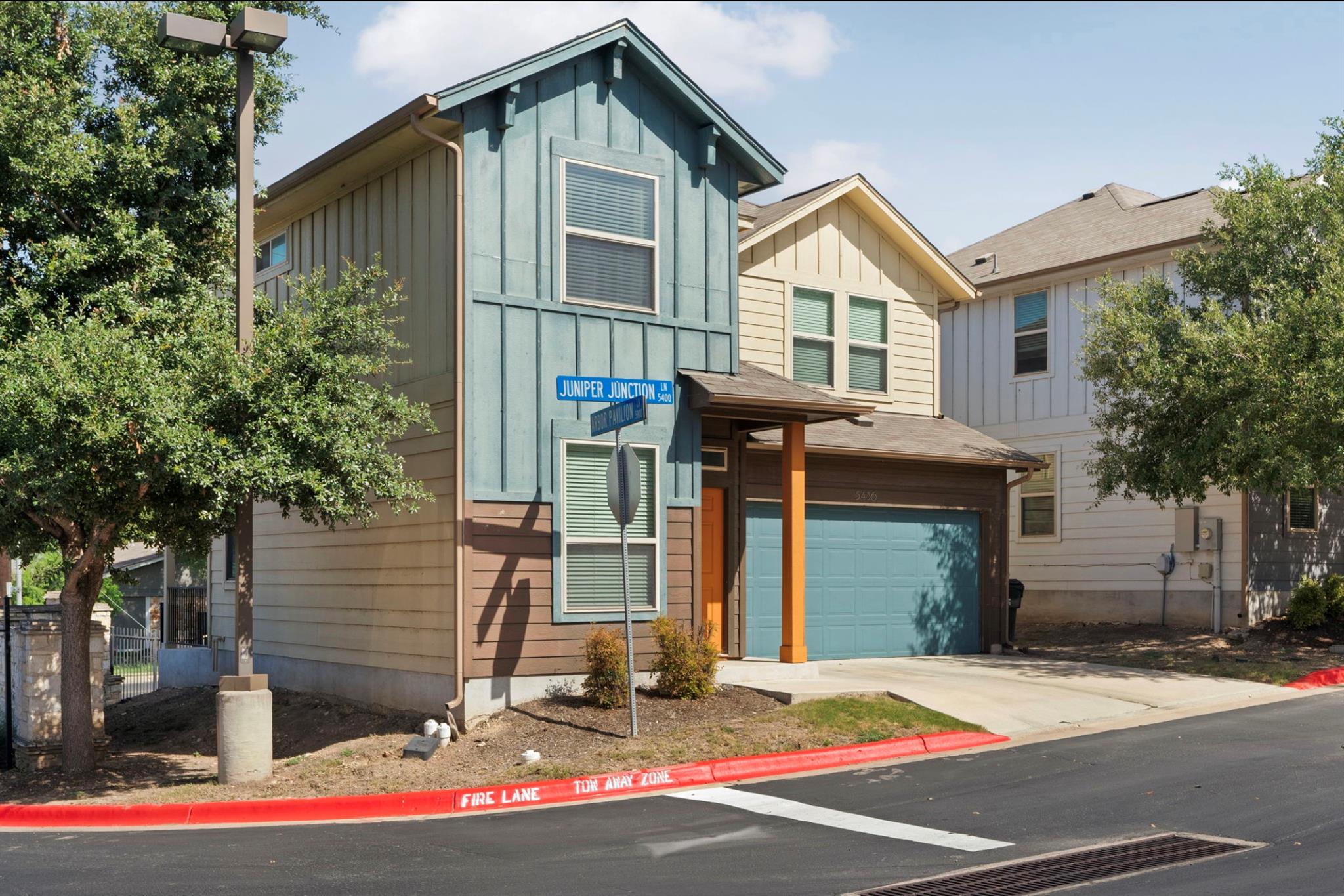 Listing photo 1 of 5436  Juniper Junction Ln  #83