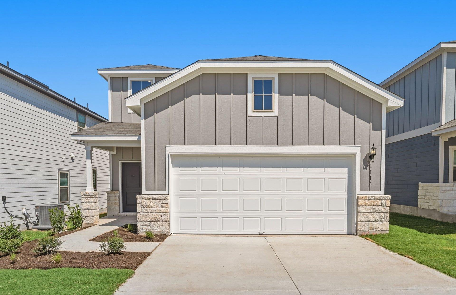 Listing photo 1 of 1116  Paradise Canyon Cv