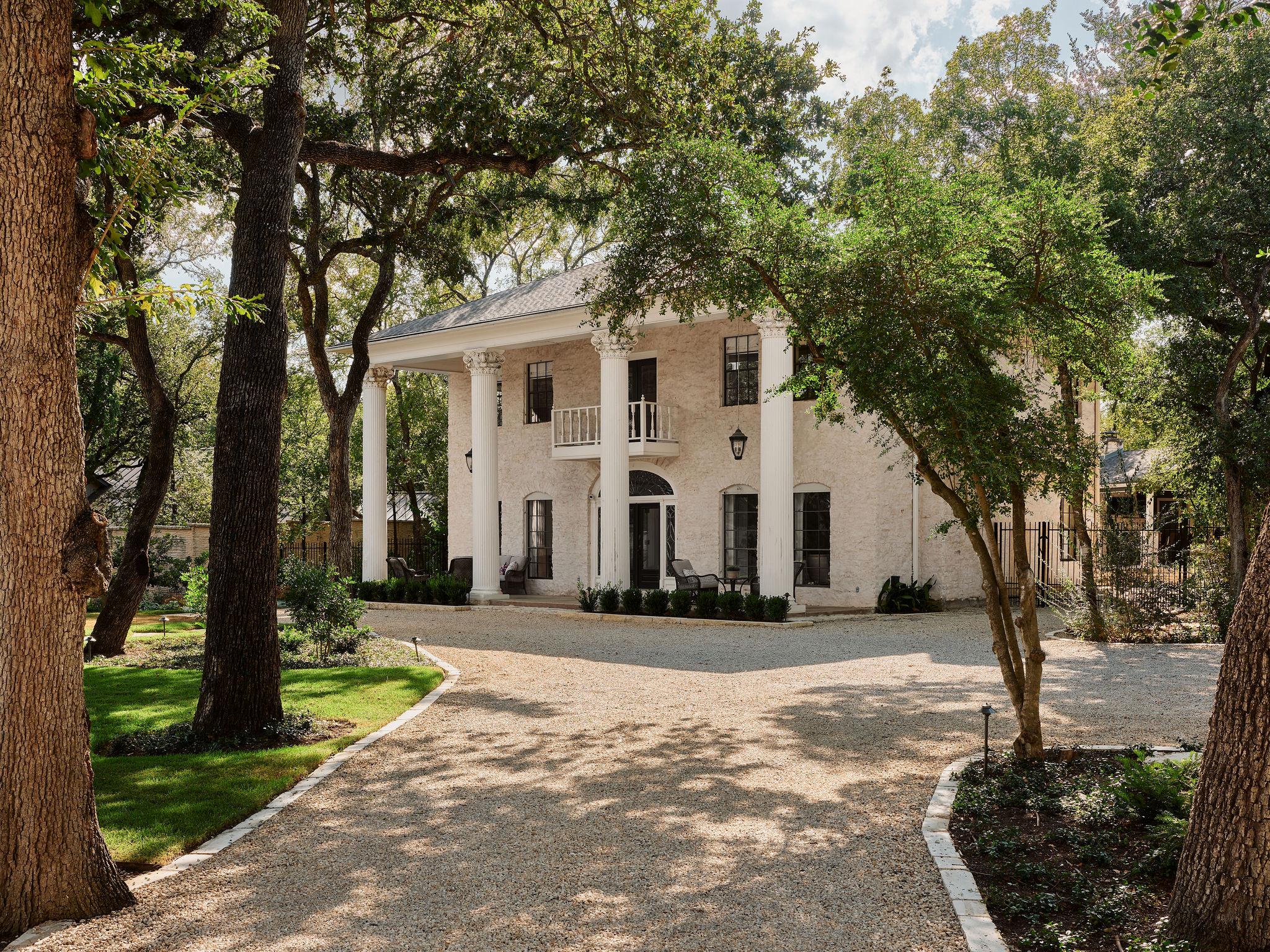 Listing photo 1 of 3613  Pinnacle Rd
