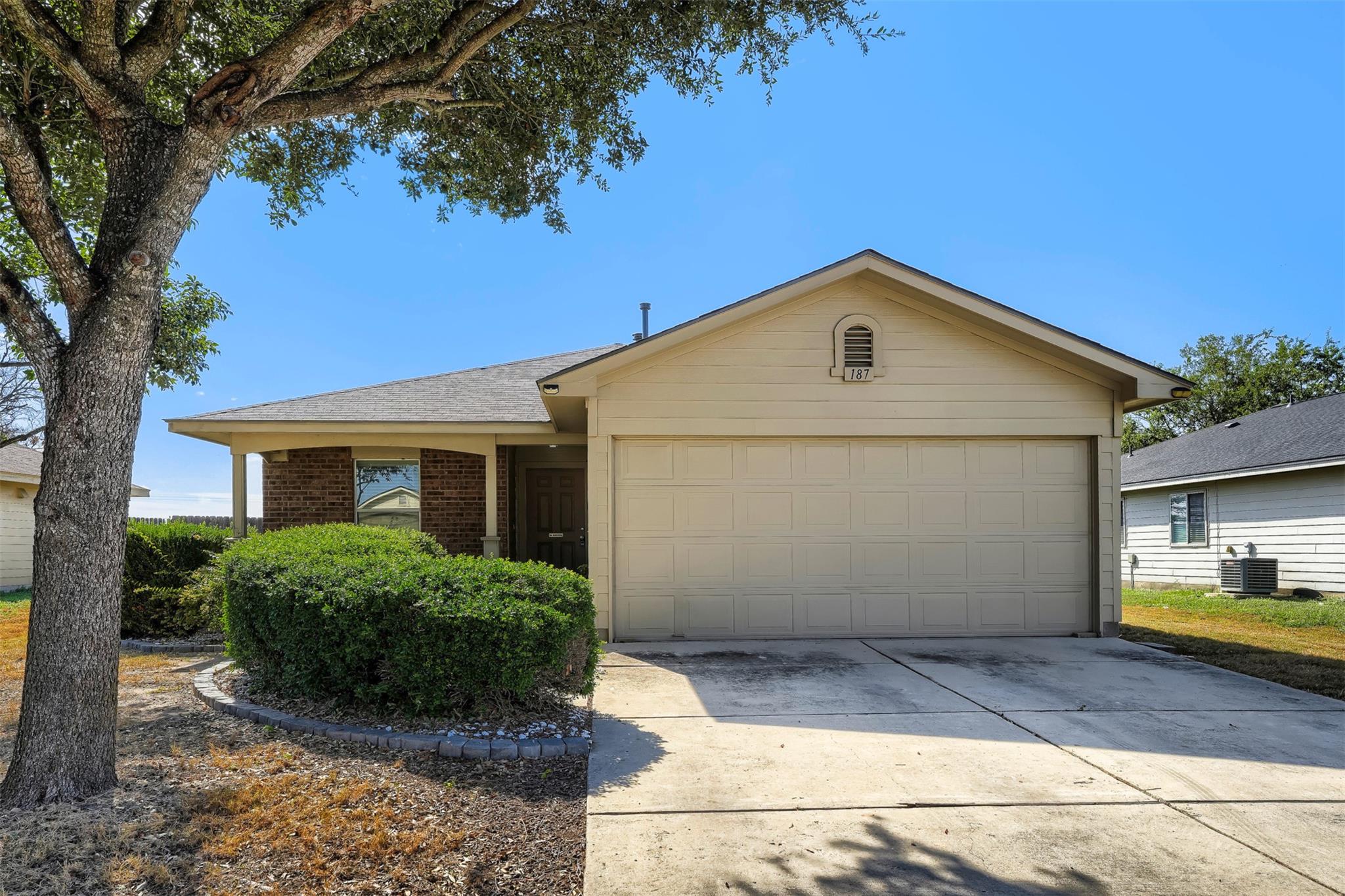 Listing photo 1 of 187  Ames Cv
