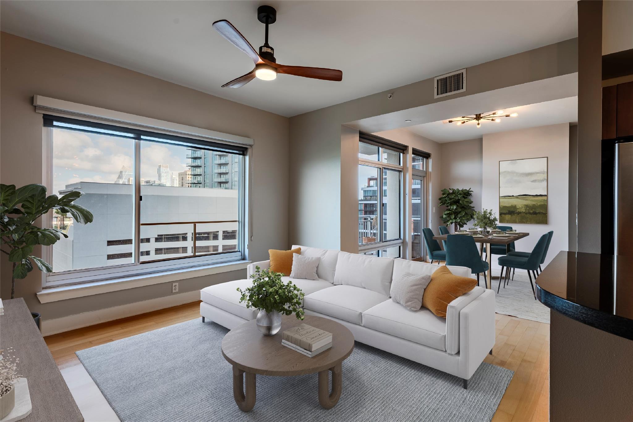 Listing photo 1 of 603  Davis St  #1201