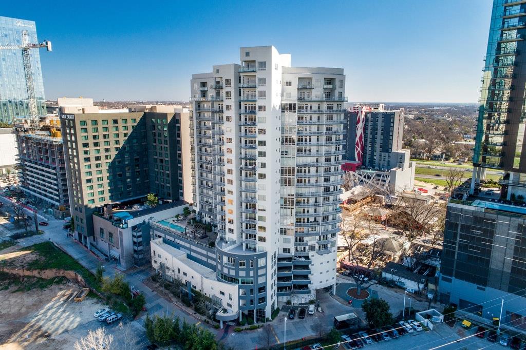 Listing photo of 603  Davis St  #708