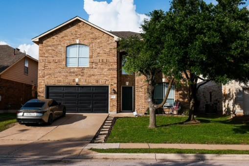 Listing photo 1 of 3816  BANDICE Ln
