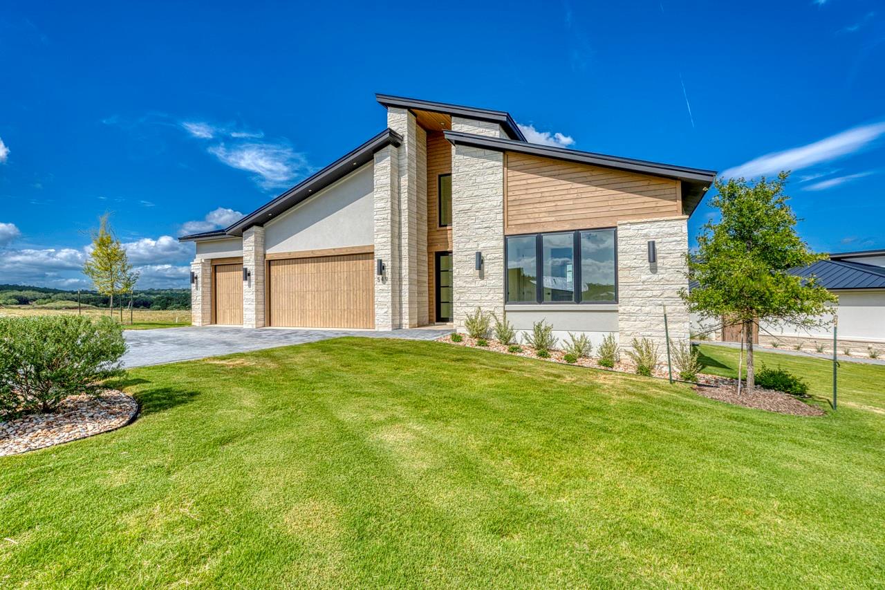 Bold contemporary architecture combines natural s