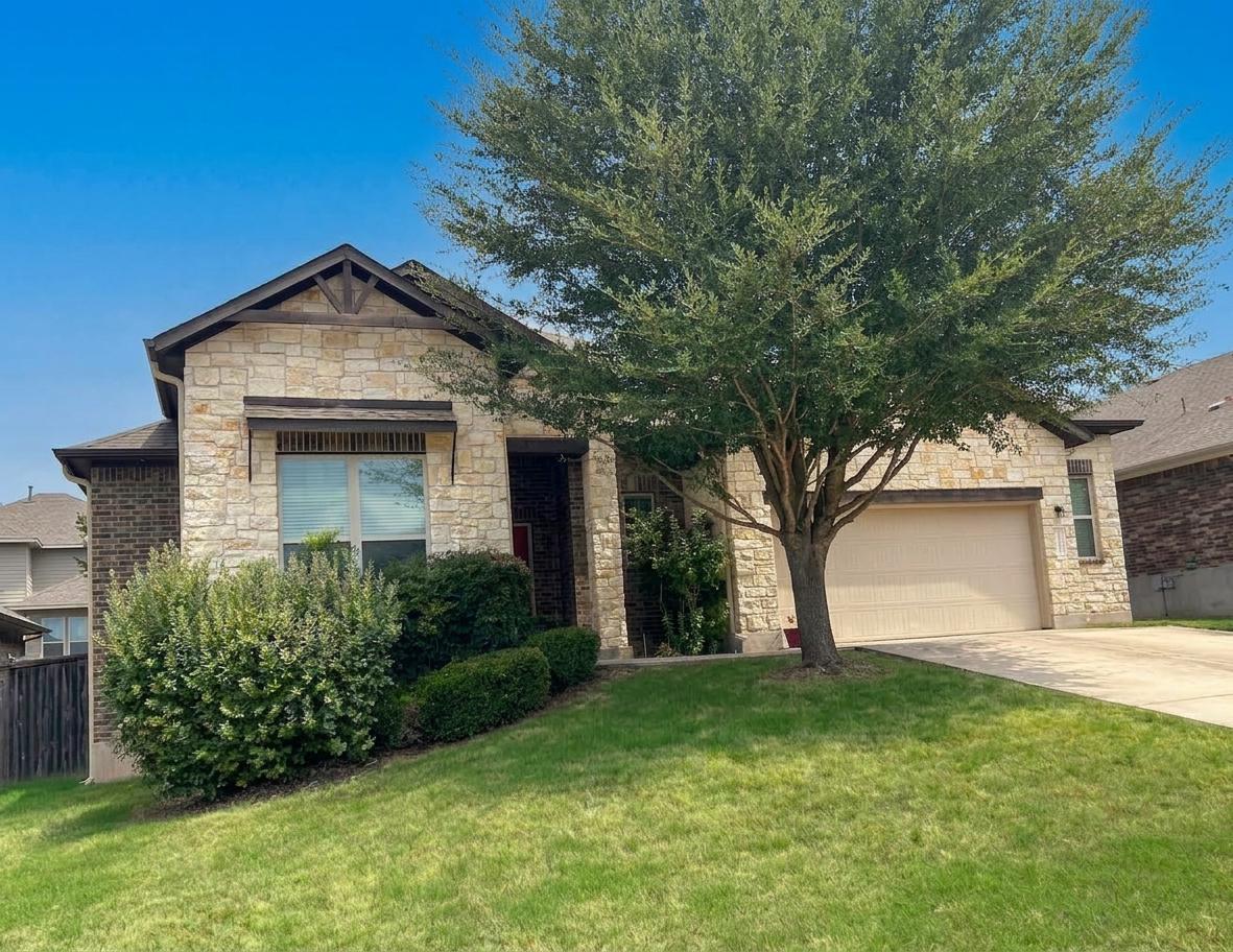 Listing photo 1 of 314  Cypress Forest Dr