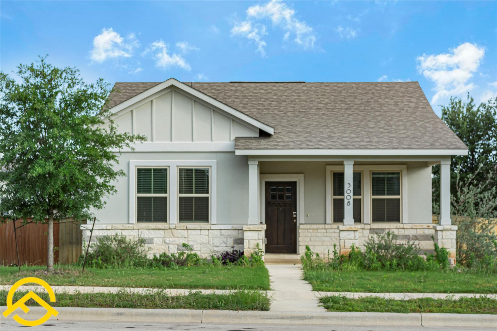 Craftsman details and a welcoming front porch def
