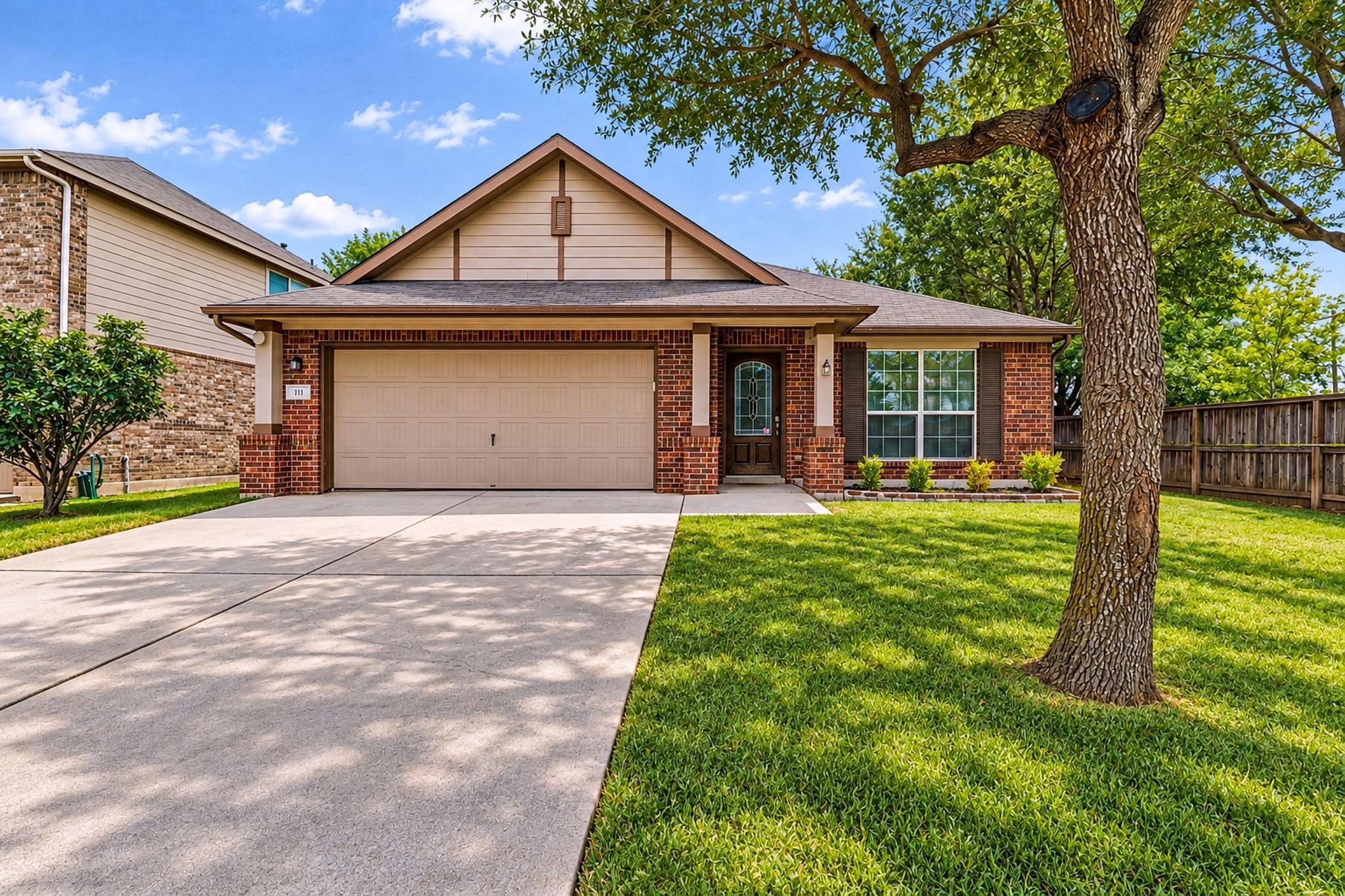 Listing photo 1 of 111  Sandstone Trl