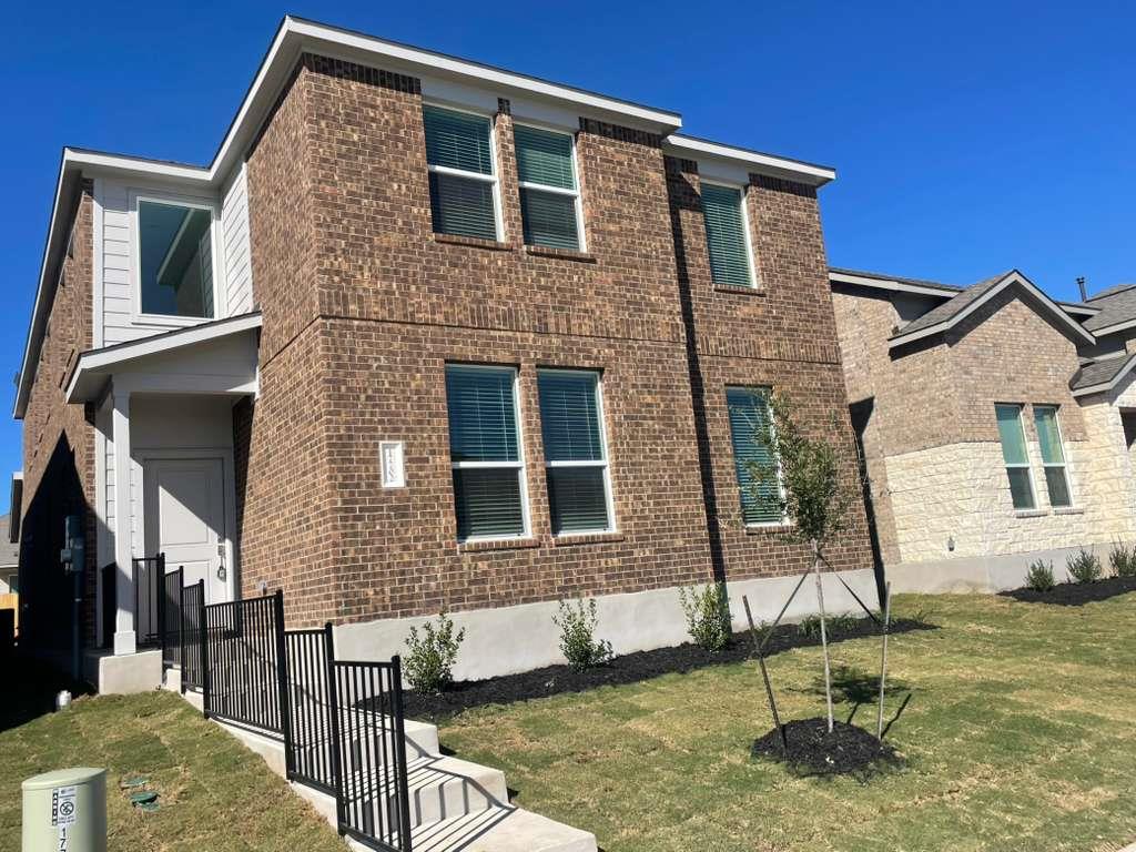 Listing photo 1 of 17702  Sage Thrasher Dr