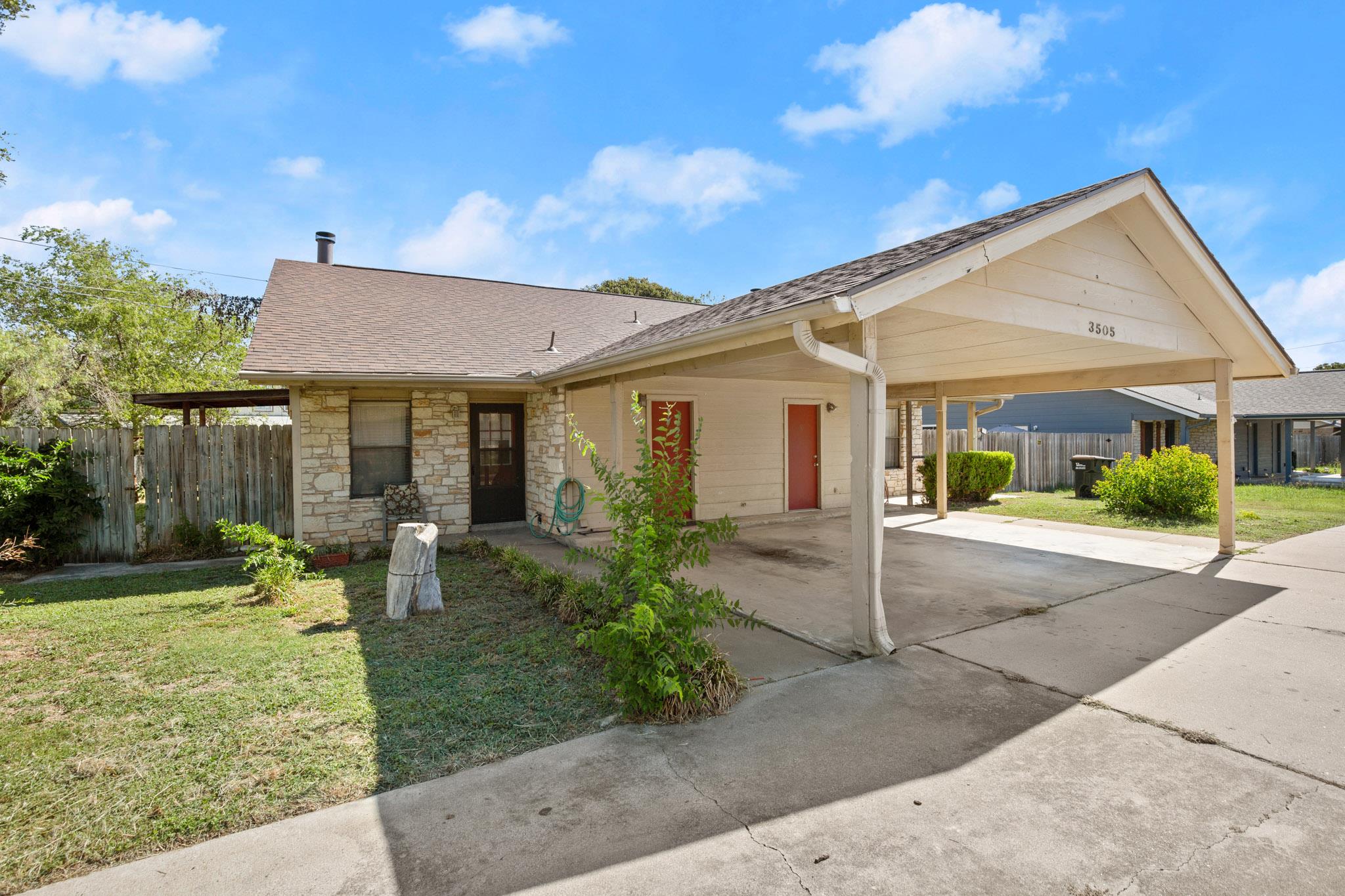 Listing photo 1 of 3505  Rocky Hollow Trl  #B