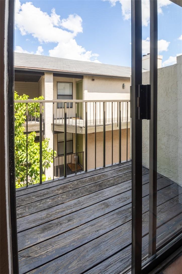 Listing photo 1 of 1306  Norwalk Ln  #302