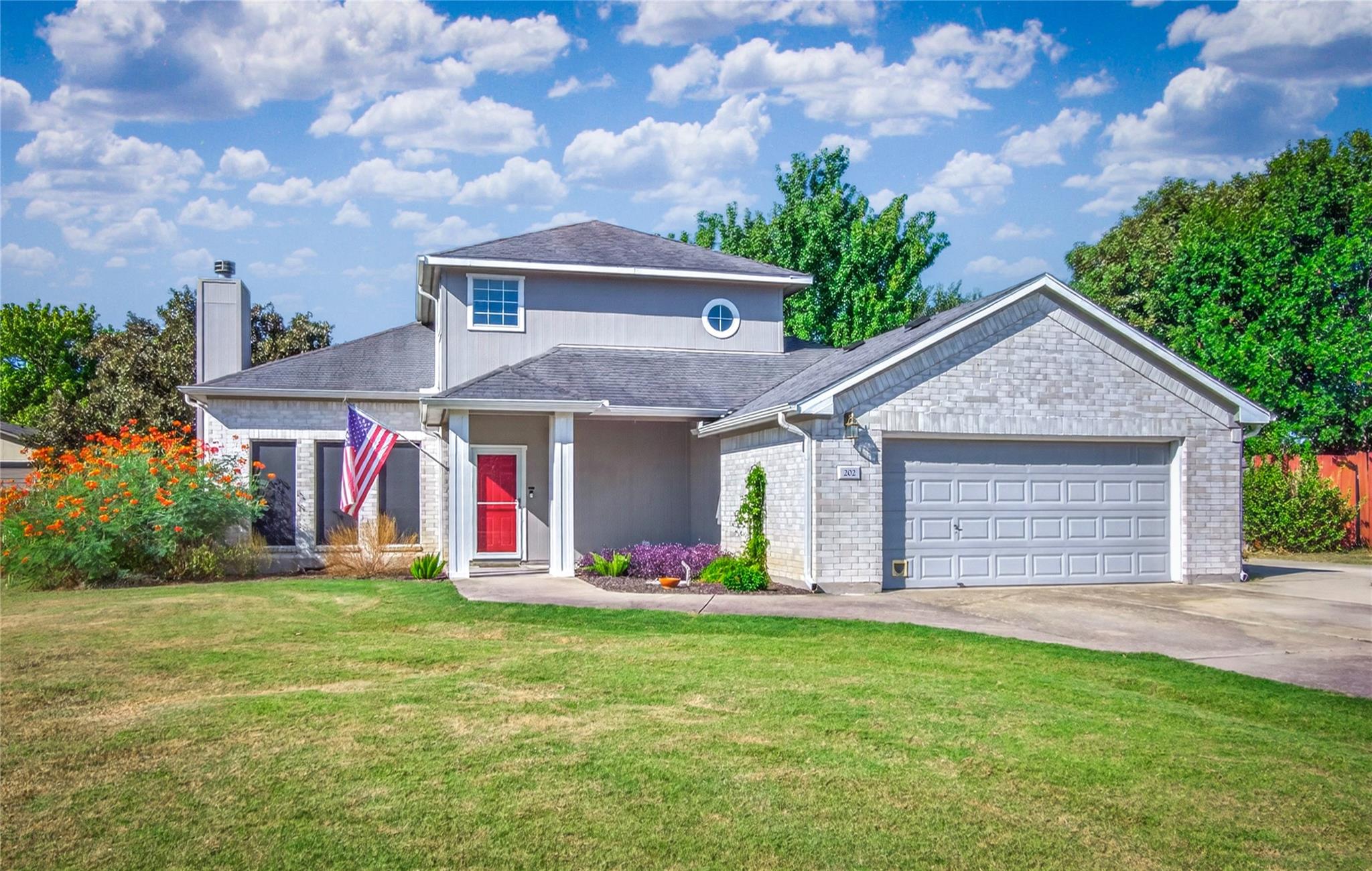 Listing photo 1 of 202  Spotted Fawn Dr