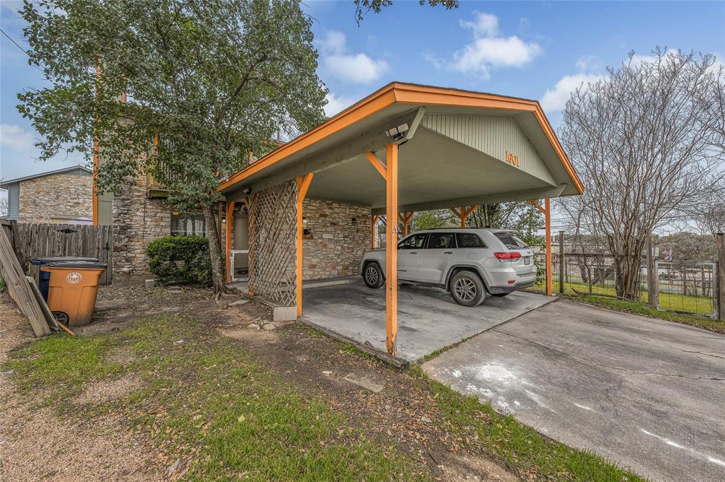 Listing photo 1 of 1601  Taylor Gaines St None  #A