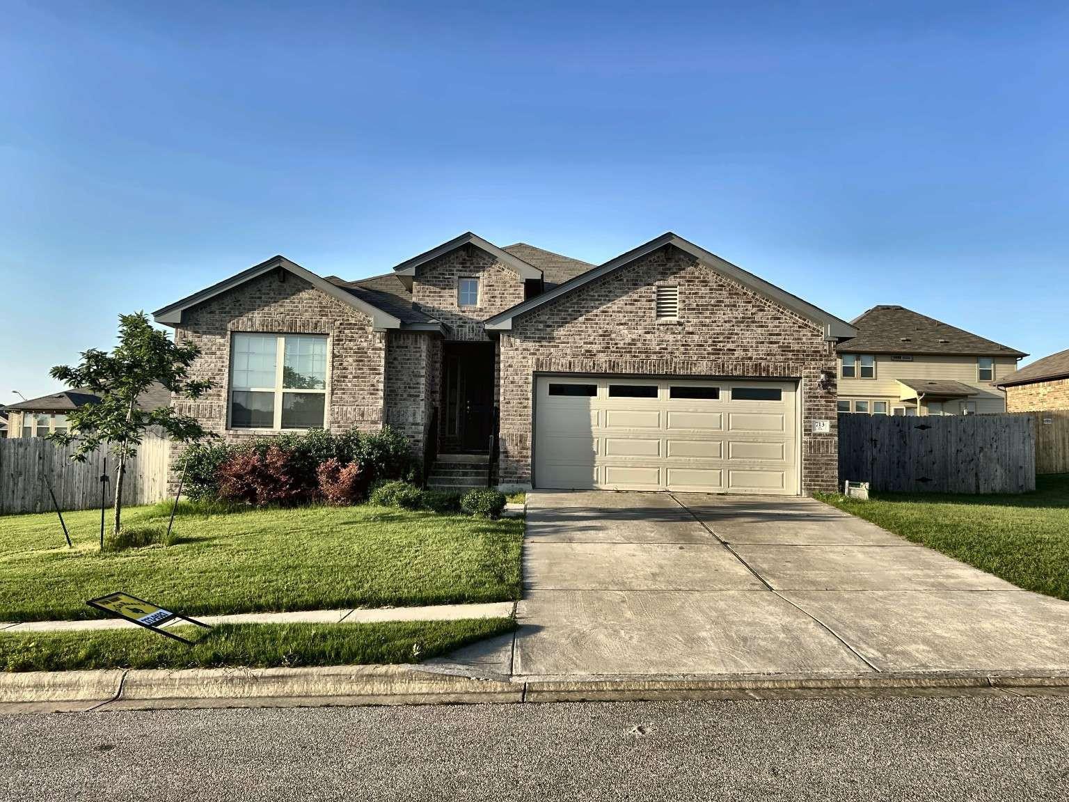 Listing photo 1 of 713  Coltrane Dr