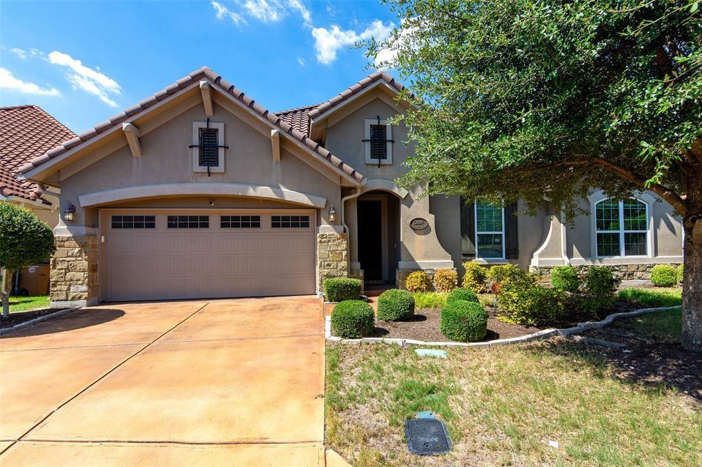 Listing photo 1 of 12004  Versante Cir  #VH37