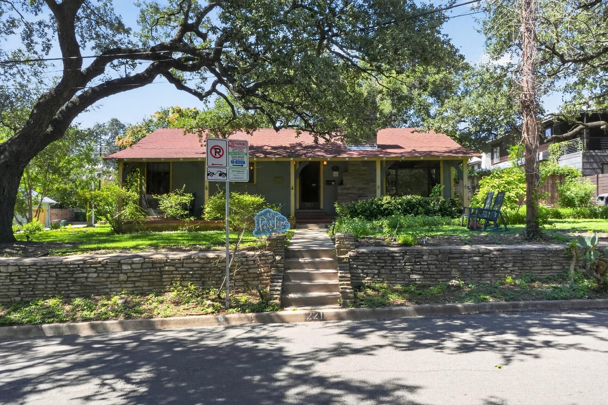 Foto del anuncio 1 de 221  Park Ln