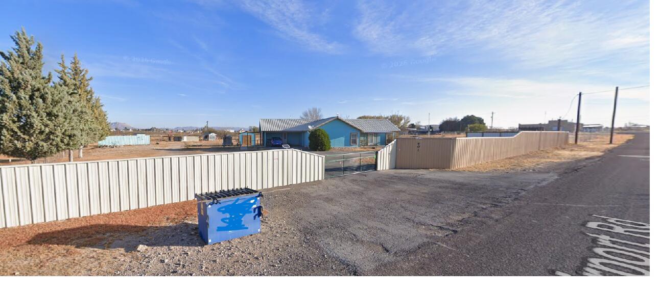 Listing photo 1 of 401  Airport Rd