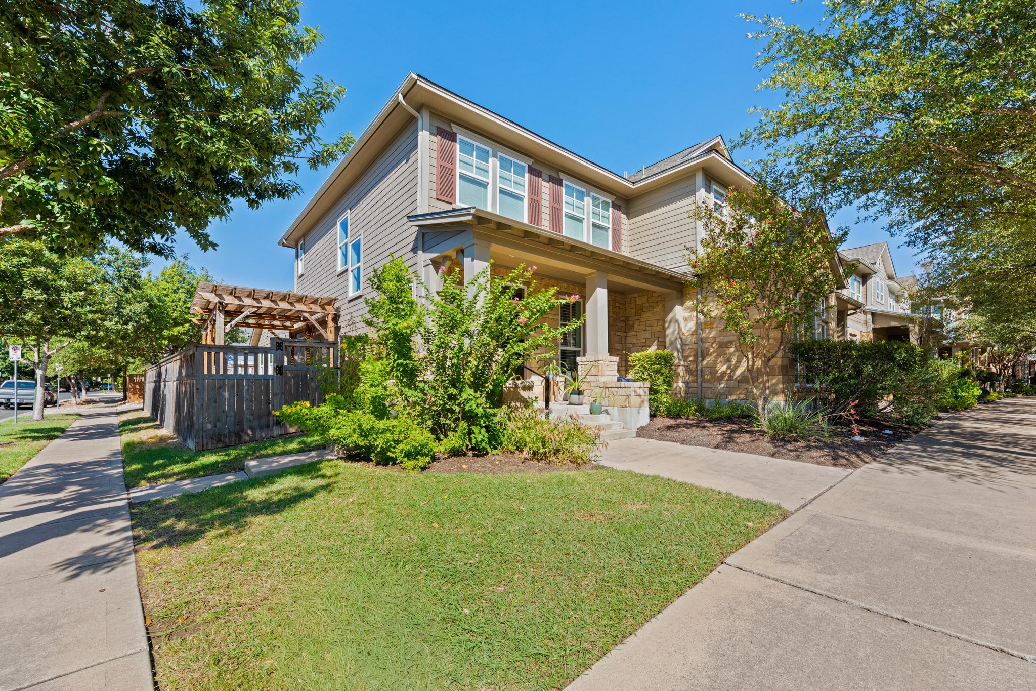 Listing photo 1 of 4100  Berkman Dr