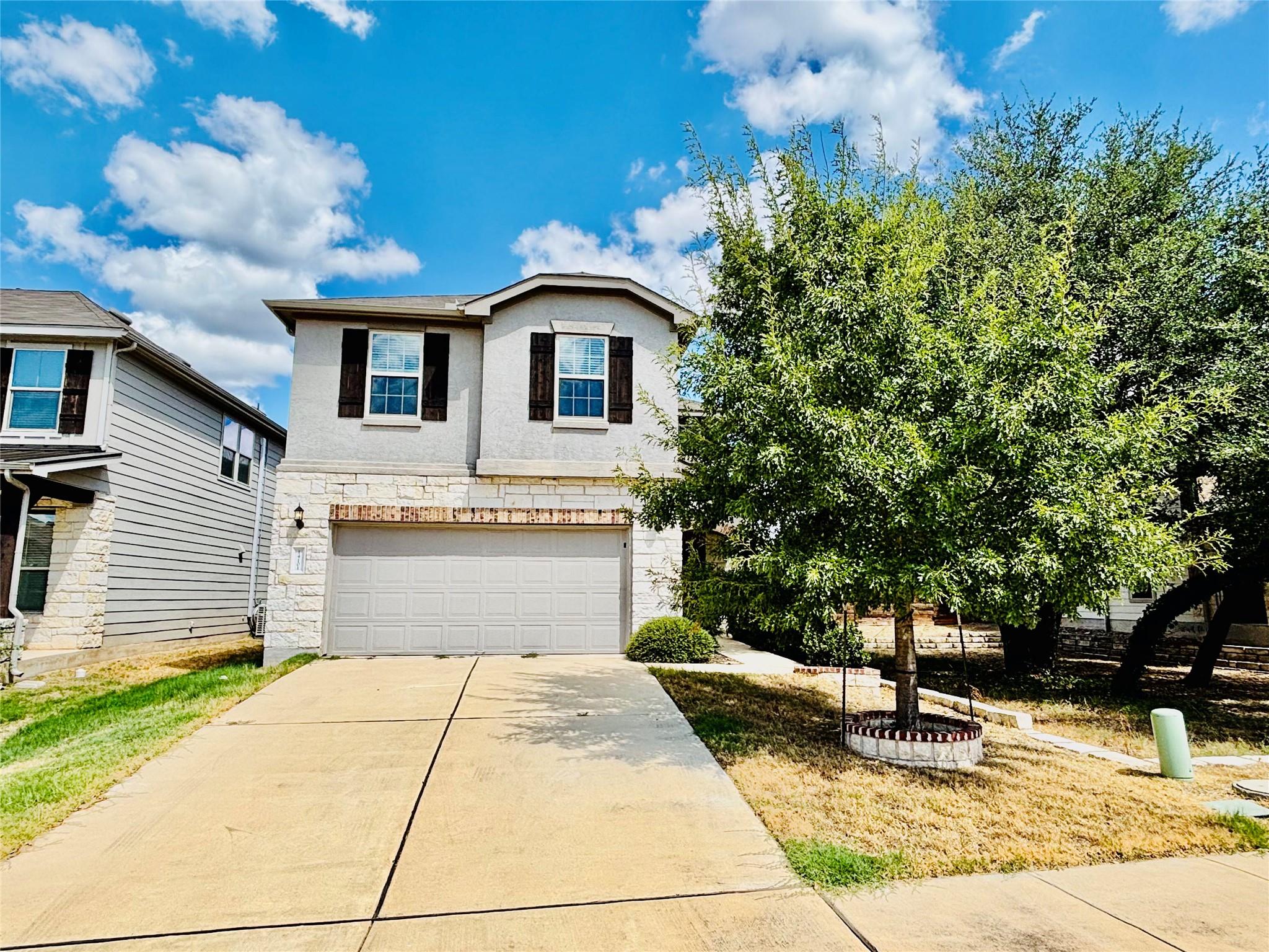 Listing photo 1 of 14001  Salice Dr
