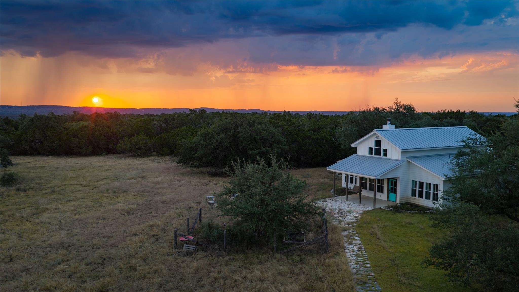Listing photo 1 of 13631  FM 2325 Hwy