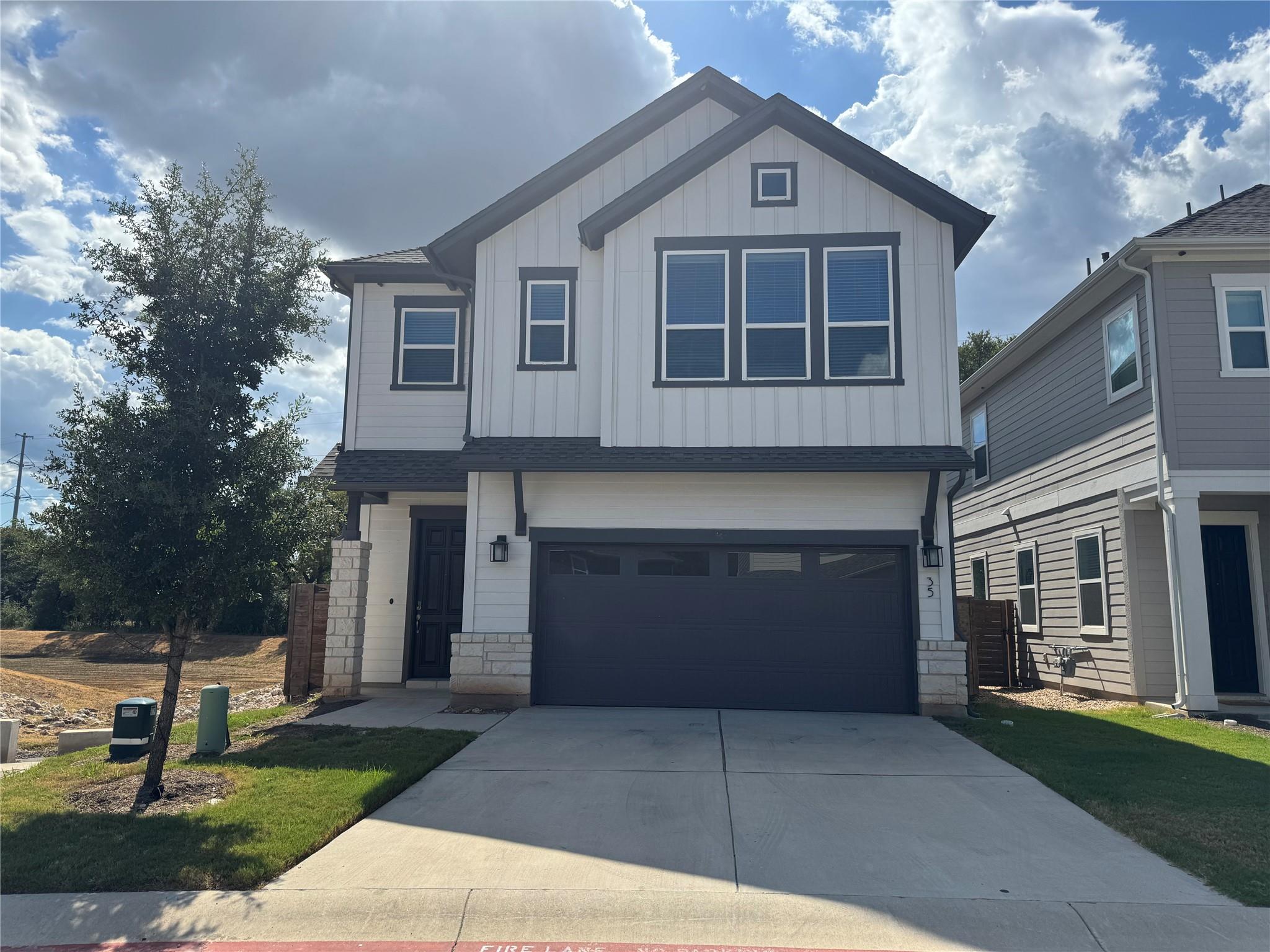Listing photo 1 of 3000  Chisholm Trail Rd  #35
