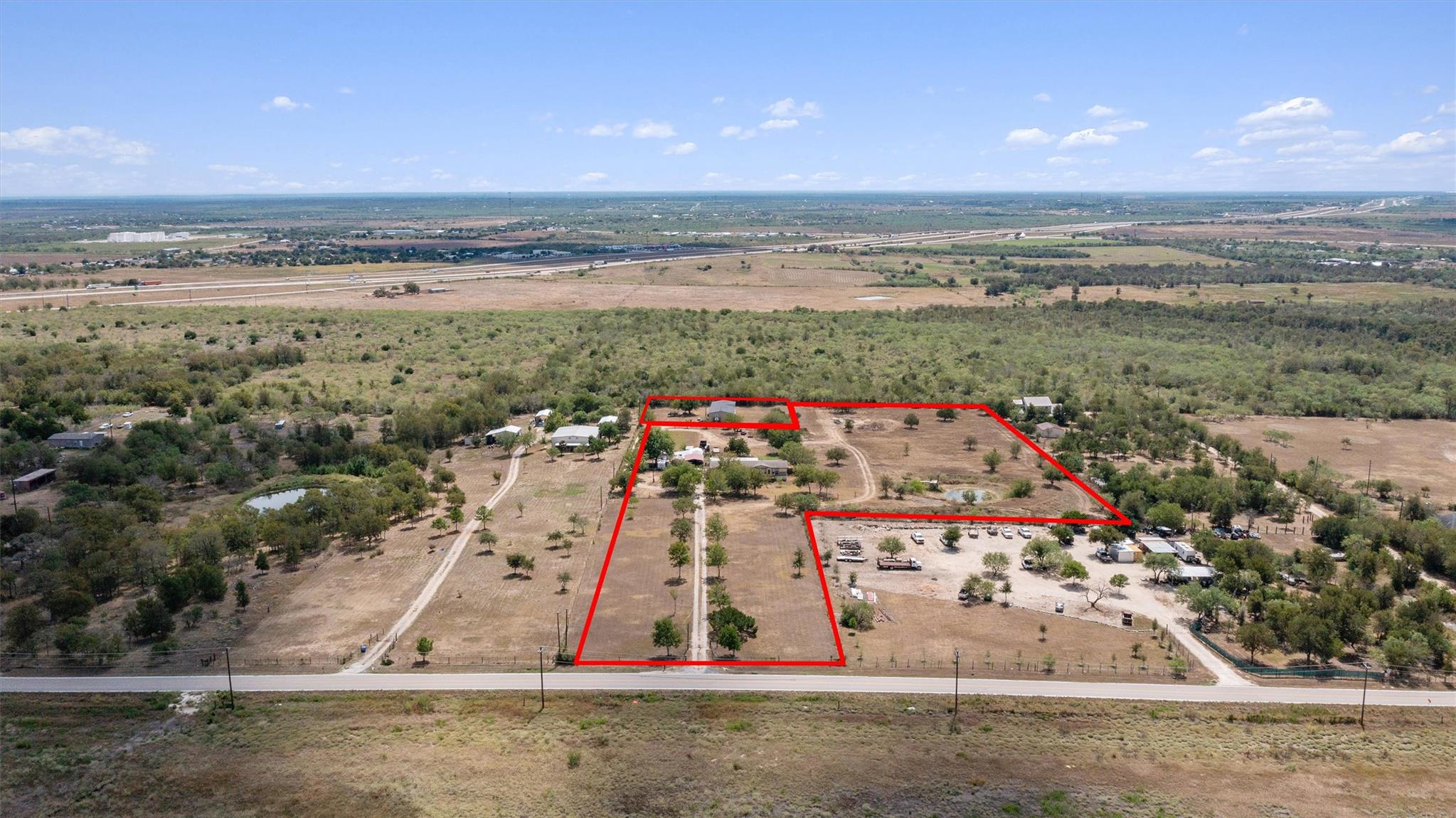 Ảnh nhà đang rao bán 1 của 13111  Elm Grove Rd