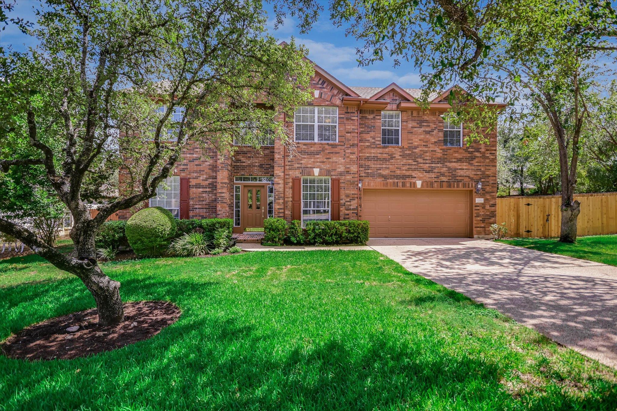 Listing photo 1 of 12013  Fortuna Cv
