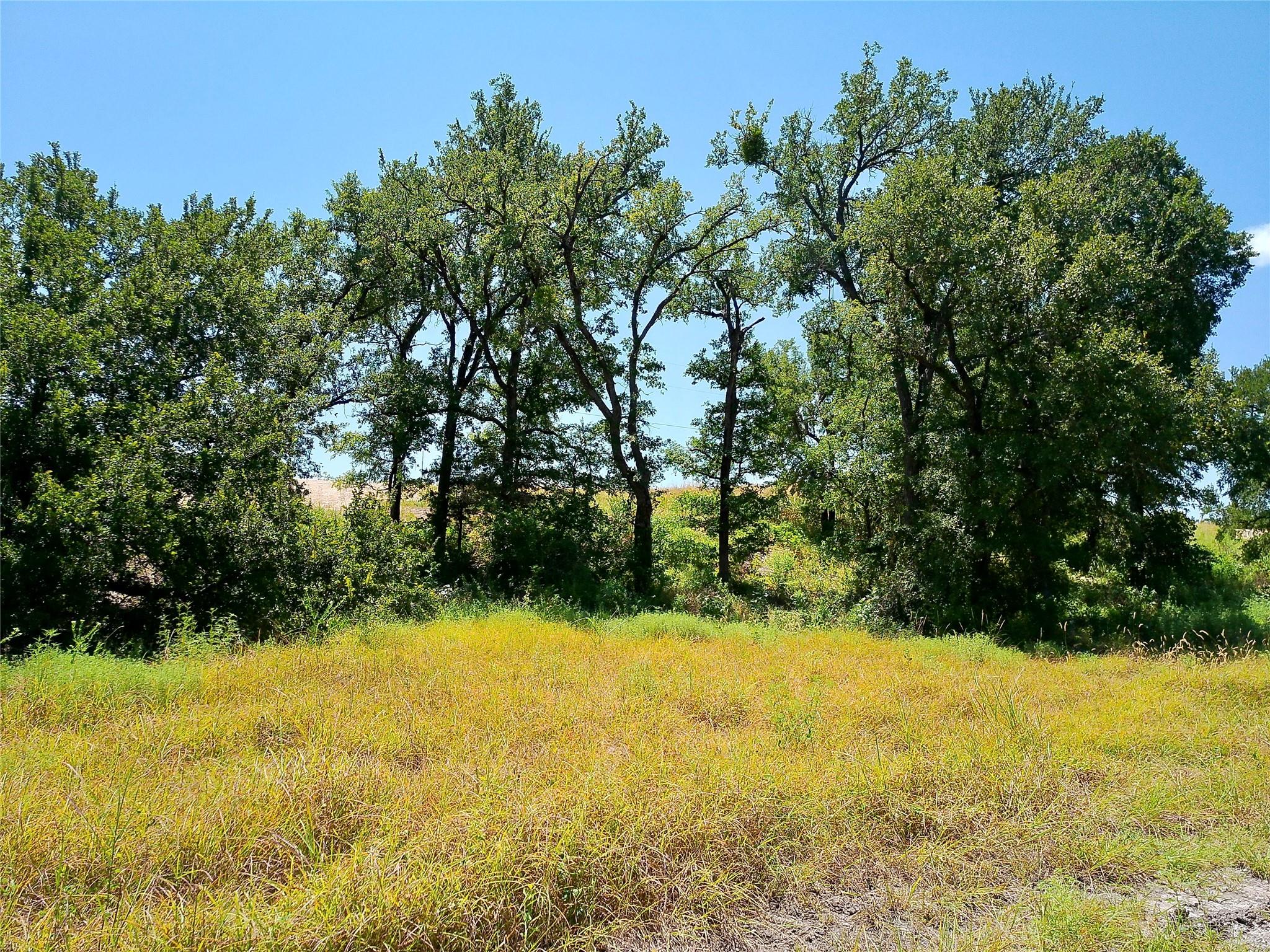 Listing photo 1 of 212  Serenity Dr