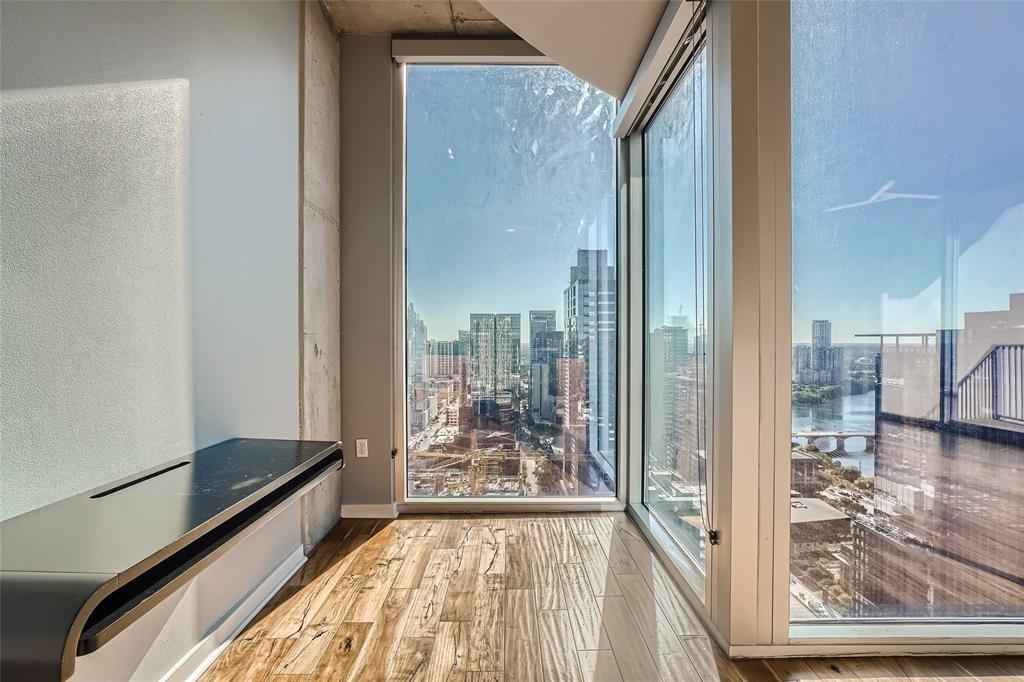 Listing photo 1 of 360  Nueces St  #3501