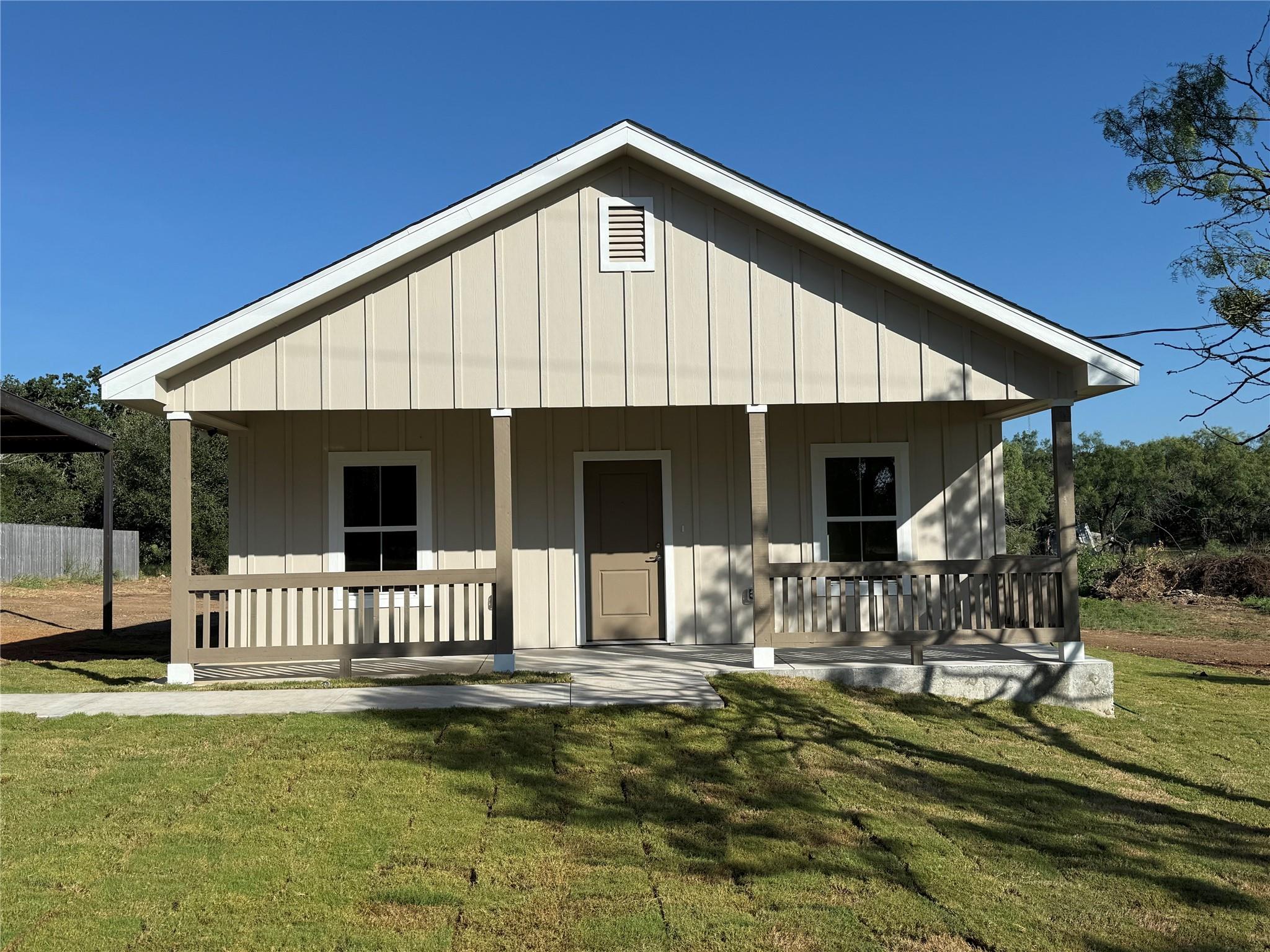 Listing photo 1 of 1882  County Road 1154 None