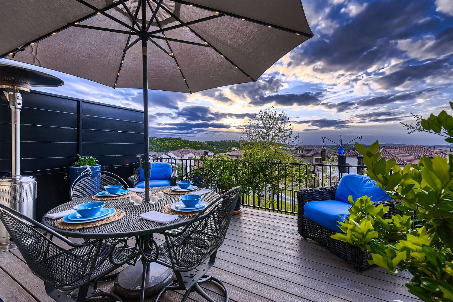 Listing photo 1 of 404  Marina View Way