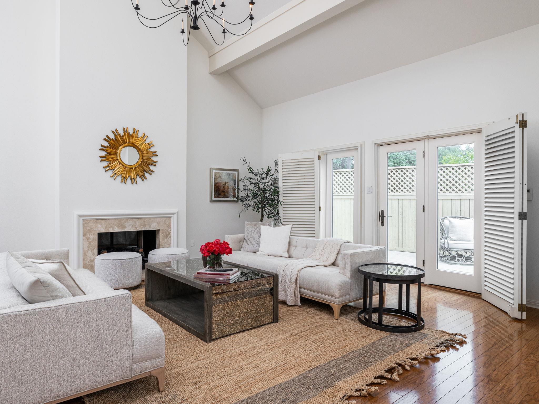 Listing photo of 3111  Windsor Rd  #E