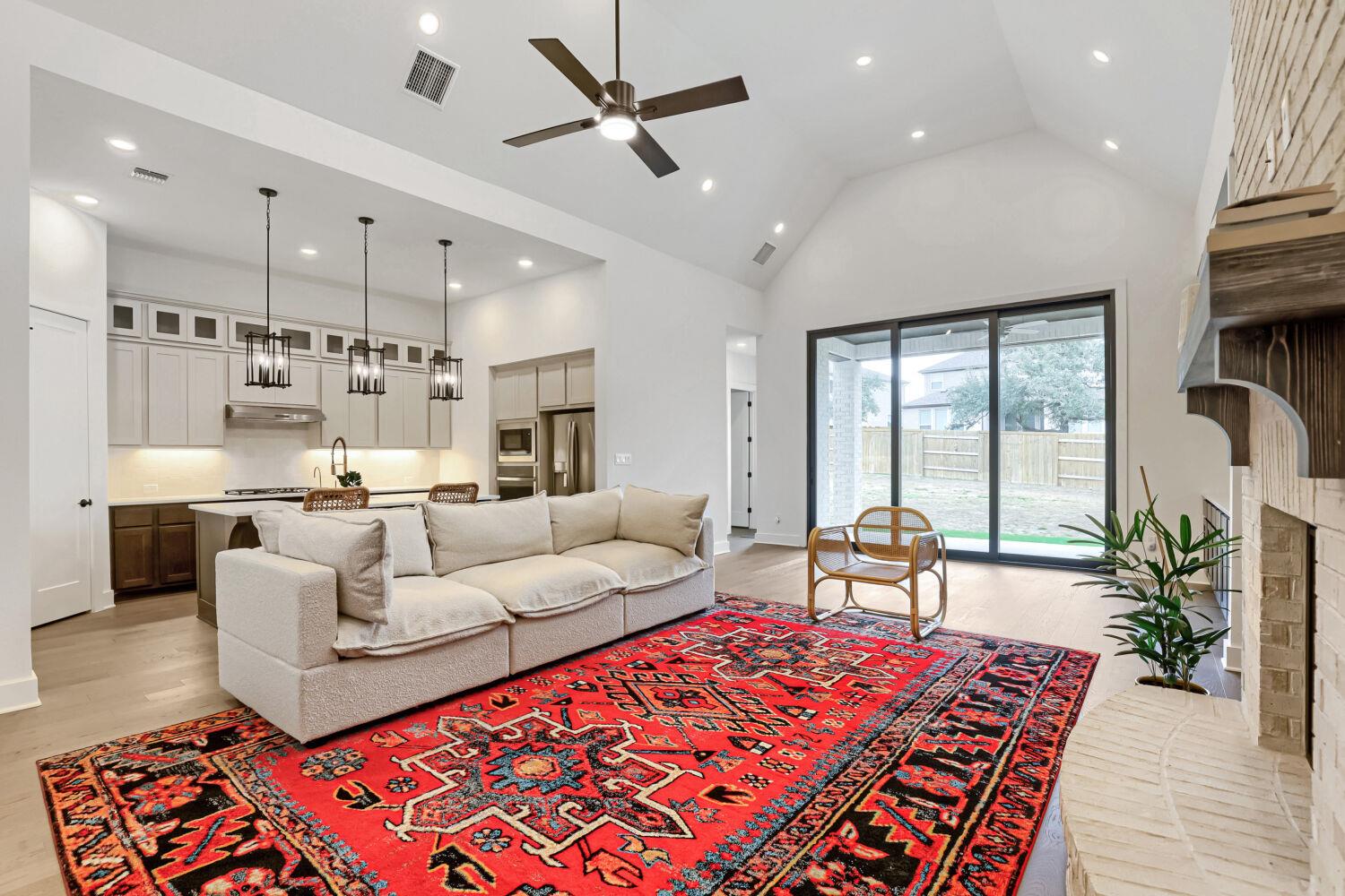 Listing photo 1 of 404  Jackson River Loop