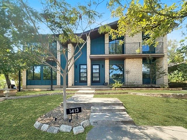 Listing photo 1 of 1413  Valleyridge Dr  #B