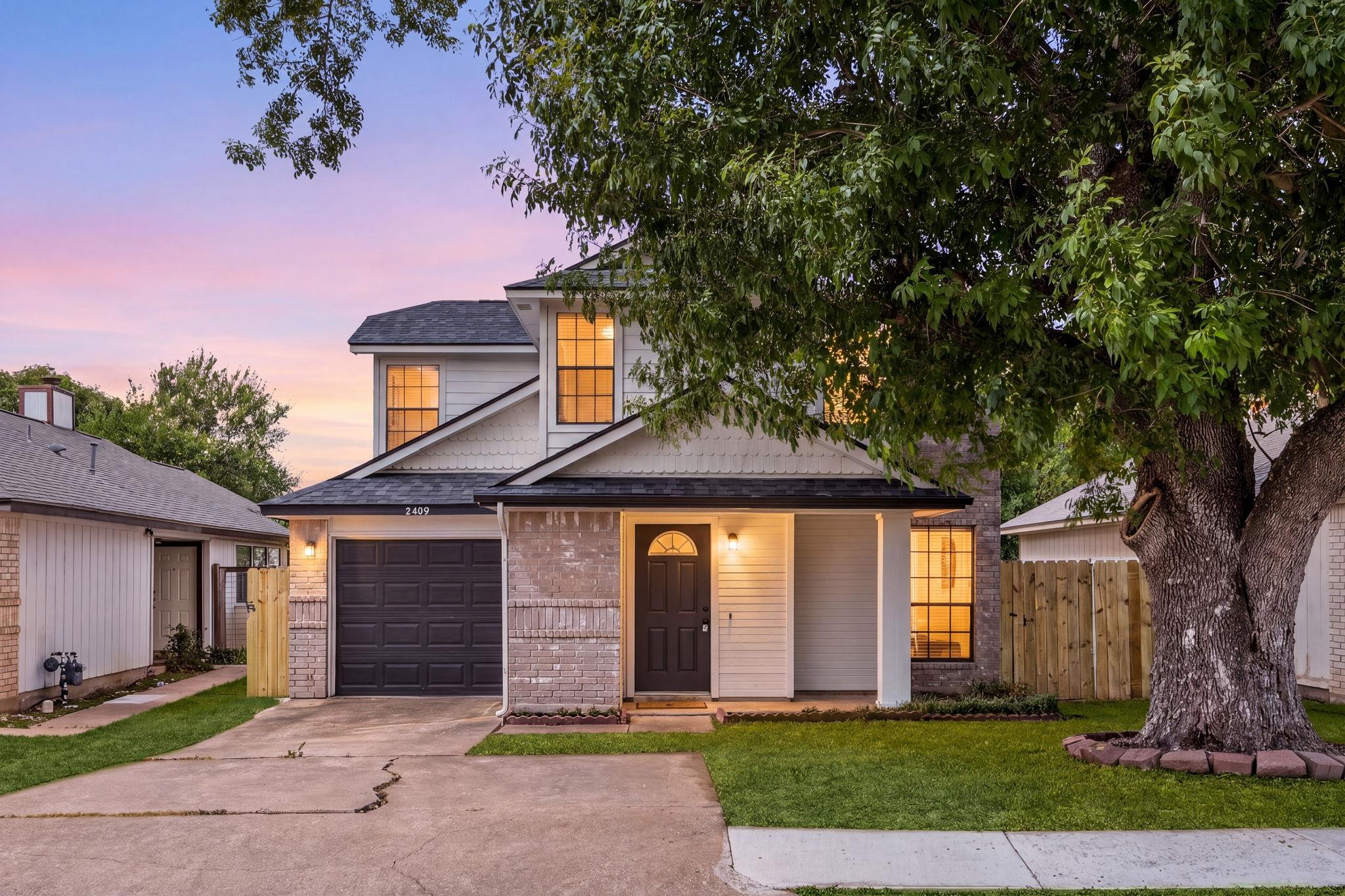 Listing photo 1 of 2409  Dowd Ln