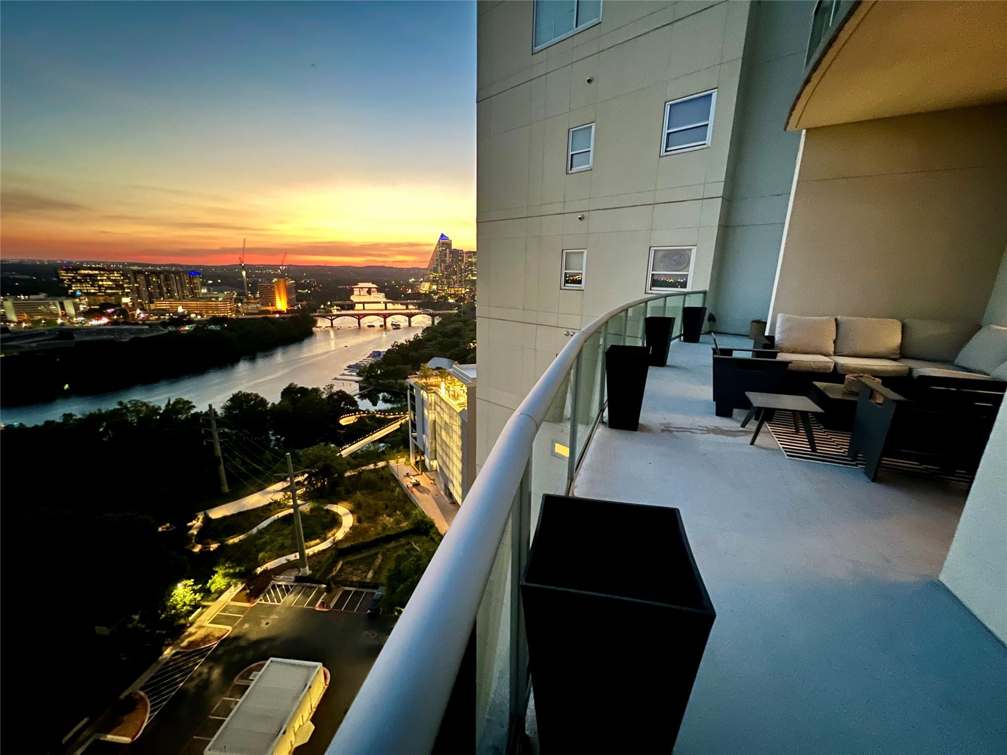 Dramatic river and skyline views unfold from a sp